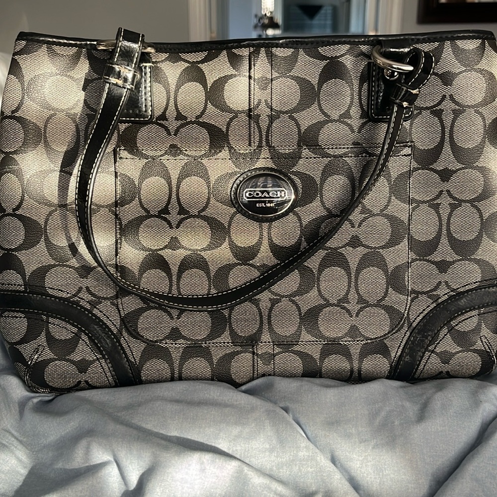 Coach Bag. Very good condition.